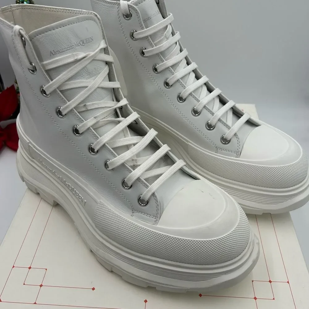 Men’s Alexander, McQueen tread slick high top boots size 46 made in Italy